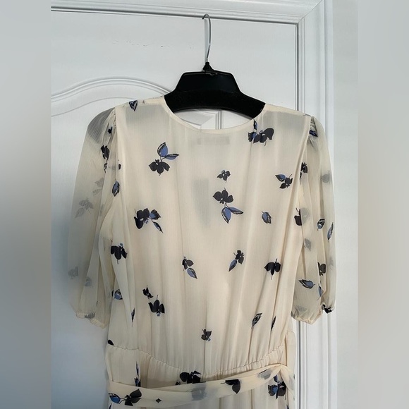 NWT Ralph Lauren Floral Crinkled Georgette Dress in Cream - Picture 7 of 14